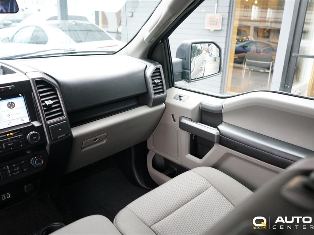 2019 Ford F-150 XLT 4WD SuperCrew 5.5' Box - 22947816 - 19