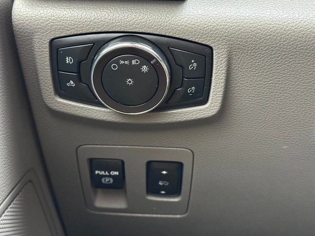 2019 Ford F-150 XLT 4WD SuperCrew 5.5' Box - 22944150 - 37