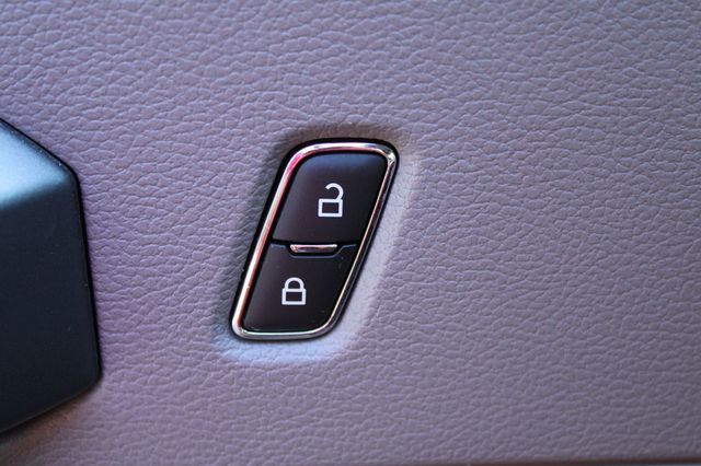 2019 Ford F-150 XLT 4WD SuperCrew 5.5' Box - 23072916 - 24