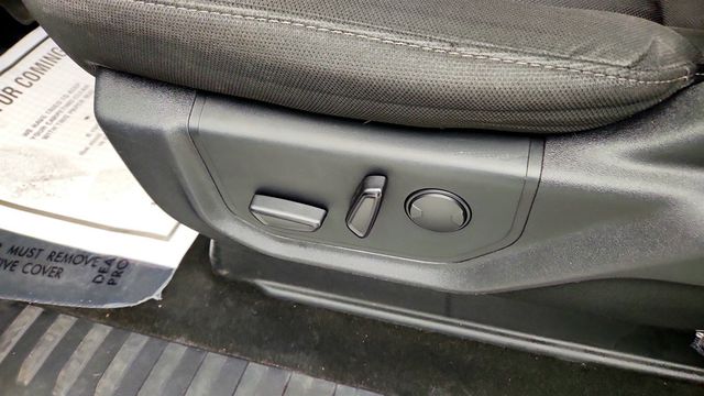 2019 Ford F-150 XLT 4WD SuperCrew 5.5' Box - 23034683 - 10