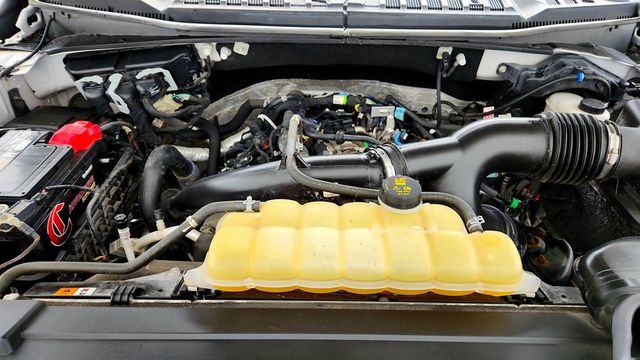 2019 Ford F-150 XLT 4WD SuperCrew 5.5' Box - 23034683 - 26