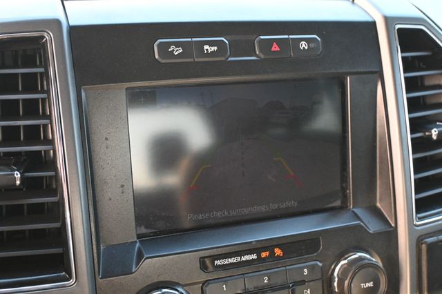 2019 Ford F-150 XLT 4X4 SuperCrew Cab FX4 Off Road Package - 22976815 - 11