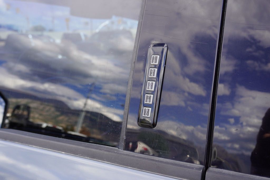 2019 Ford F-150 XLT FX4 - 23068911 - 18