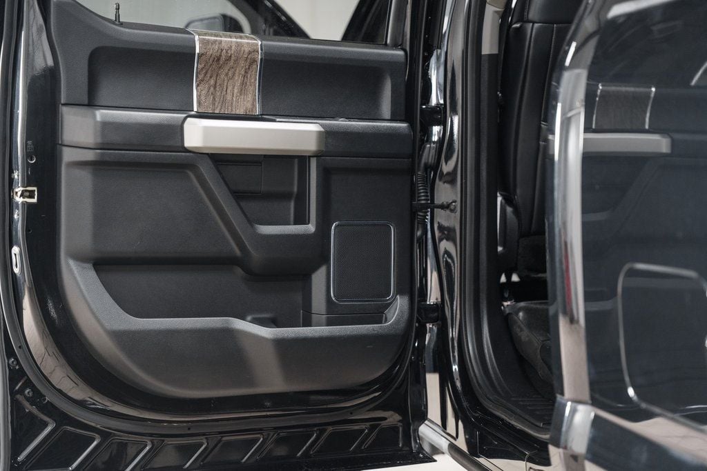 2019 Ford F-250SD Lariat - 22831515 - 51