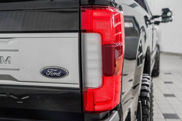 2019 Ford F-250SD Platinum - 22367031 - 23