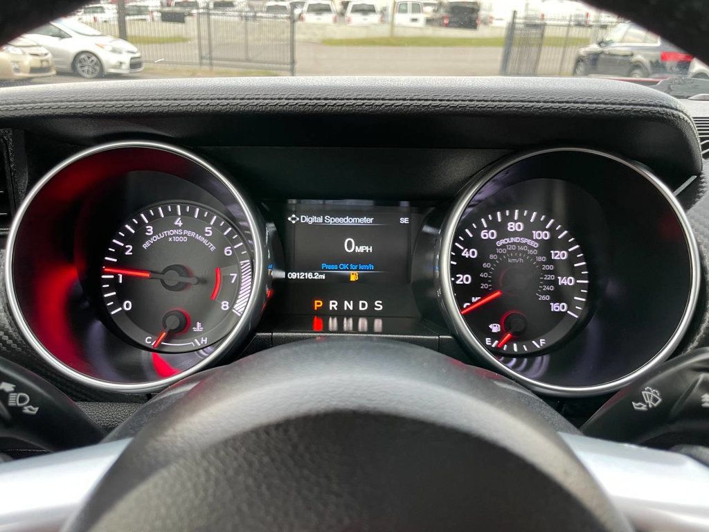 2019 Ford Mustang EcoBoost photo 15