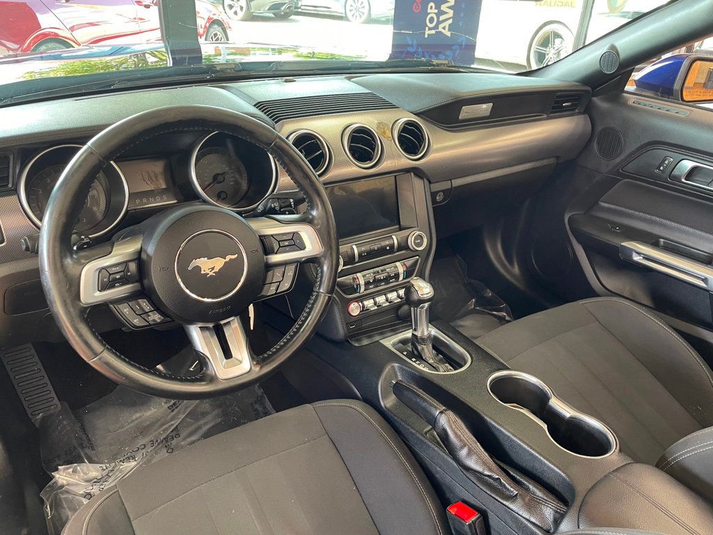 2019 Ford Mustang EcoBoost Convertible - 23064314 - 18