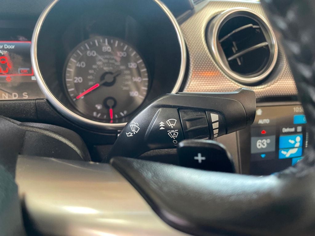 2019 Ford Mustang EcoBoost Convertible - 23064314 - 30