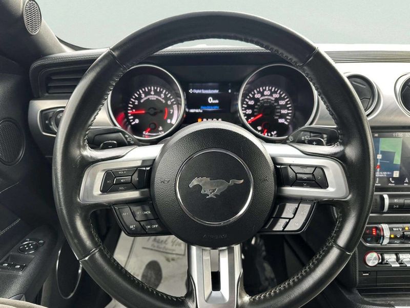 2019 Ford Mustang EcoBoost Fastback - 22984906 - 20