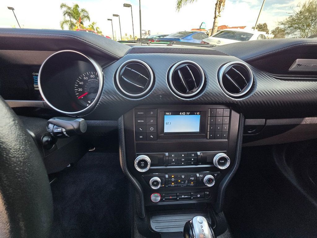 2019 Ford Mustang EcoBoost Fastback - 22940550 - 18