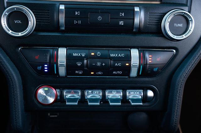 2019 Ford Mustang EcoBoost Fastback - 22943616 - 31