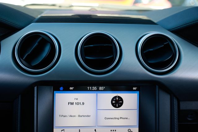 2019 Ford Mustang EcoBoost Fastback - 22943616 - 35