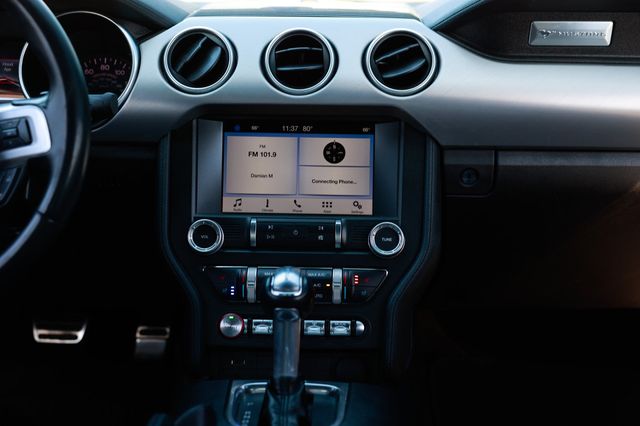 2019 Ford Mustang EcoBoost Fastback - 22943616 - 36