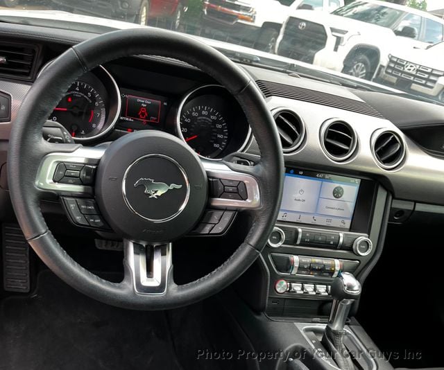 2019 Ford Mustang EcoBoost Fastback - 23040724 - 12