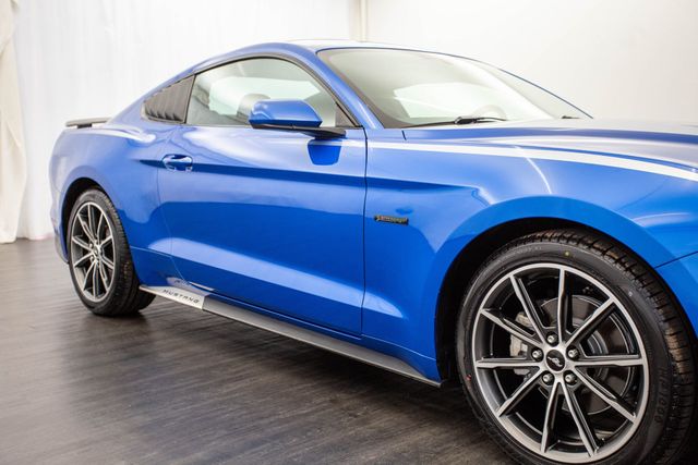 2019 Ford Mustang EcoBoost Fastback - 22495508 - 29