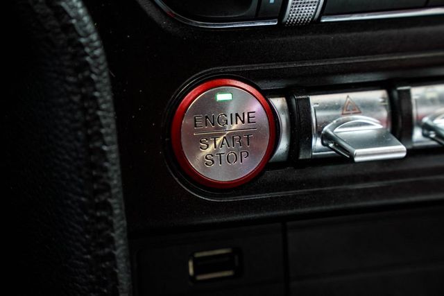 2019 Ford Mustang EcoBoost Premium Convertible - 23062159 - 29