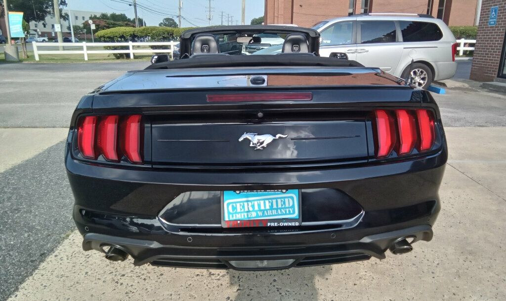 2019 Ford Mustang EcoBoost Premium Convertible photo 3