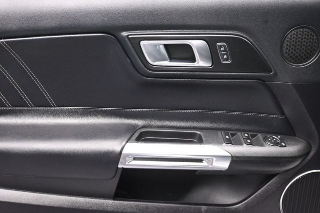 2019 Ford Mustang EcoBoost Premium Convertible - 23074764 - 6