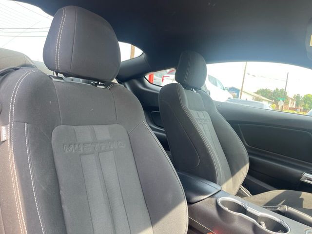 2019 Ford Mustang EcoBoost Premium Fastback - 21968911 - 12