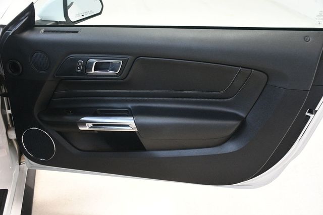 2019 Ford Mustang EcoBoost Premium Fastback - 22948569 - 23