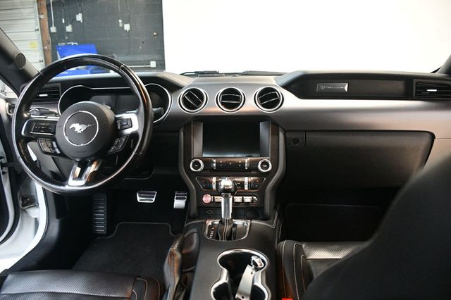 2019 Ford Mustang EcoBoost Premium Fastback - 22948569 - 4