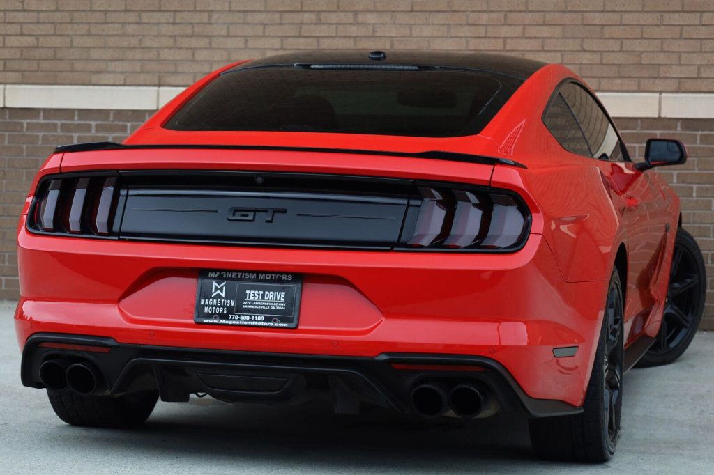 Ford Mustang photo 15