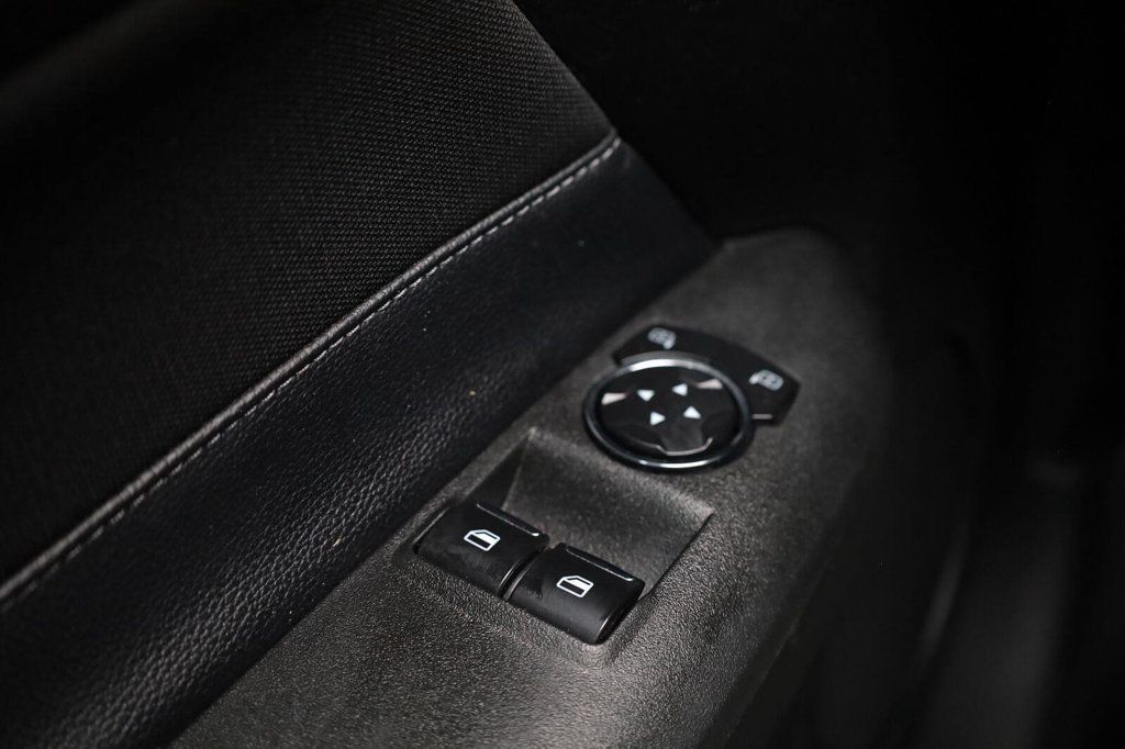 Ford Mustang photo 40