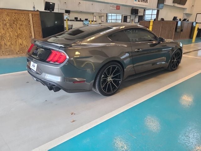 2019 Ford Mustang GT Fastback - 22963395 - 2
