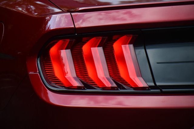 2019 Ford Mustang GT Premium Convertible - 22895940 - 5