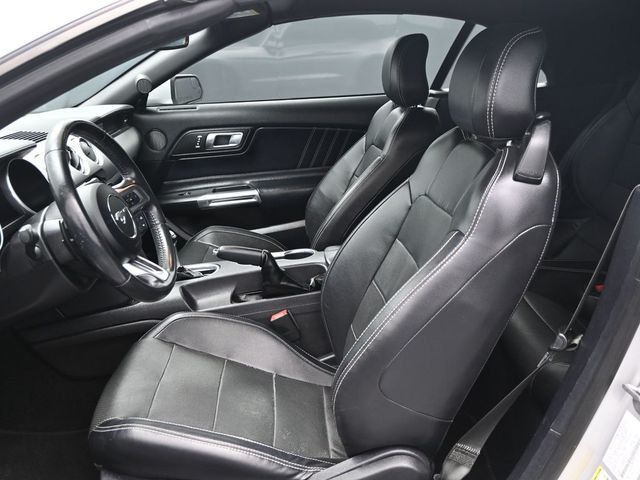 2019 Ford Mustang GT Premium Convertible - 23010636 - 10