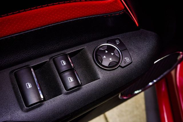 2019 Ford Mustang GT Premium Convertible - 22995347 - 39