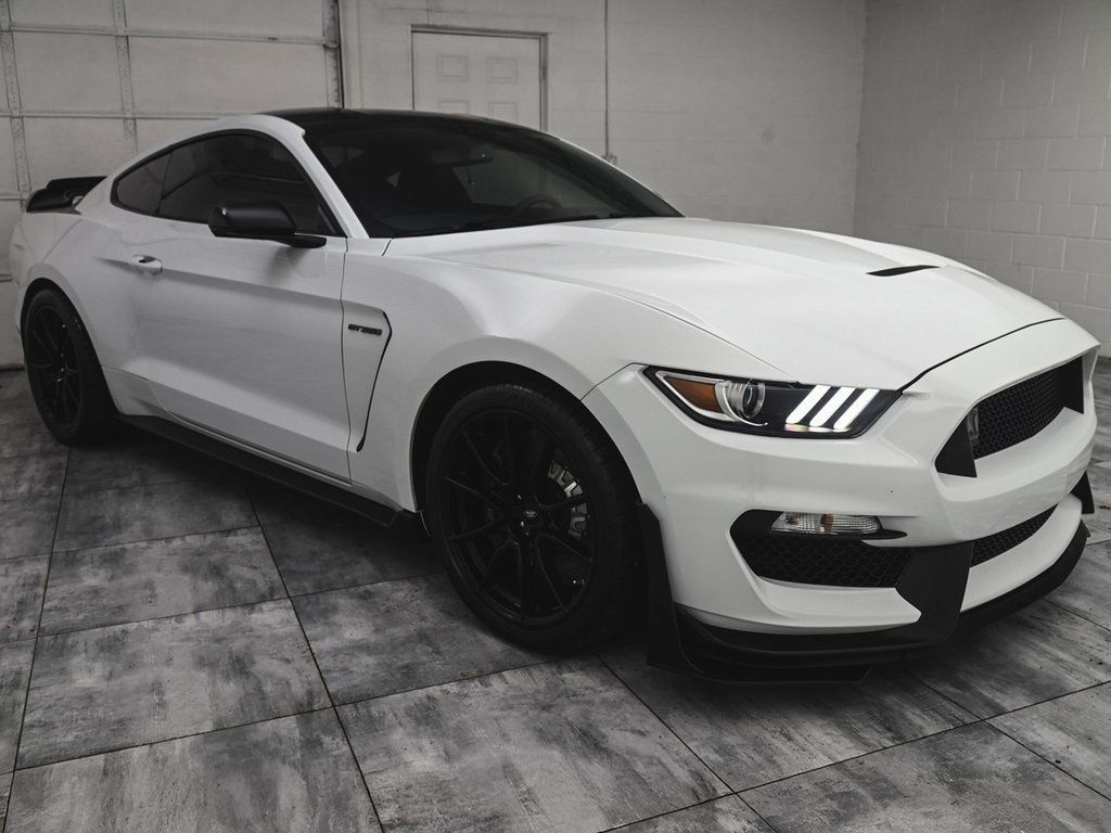 2019 Ford Mustang Shelby GT350 photo 3