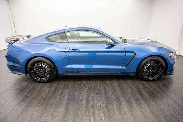 2019 Ford Mustang Shelby GT350 Fastback - 22427704 - 5