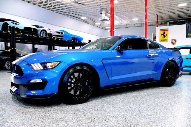 2019 Ford Mustang Shelby GT350 photo 2