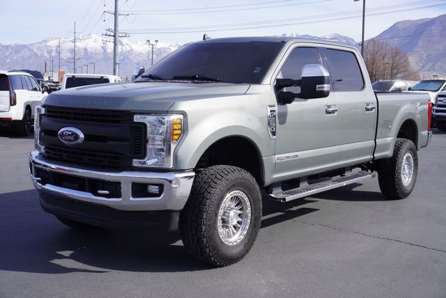 2019 Ford SUPER DUTY F-250 LARIAT - 23004657 - 0