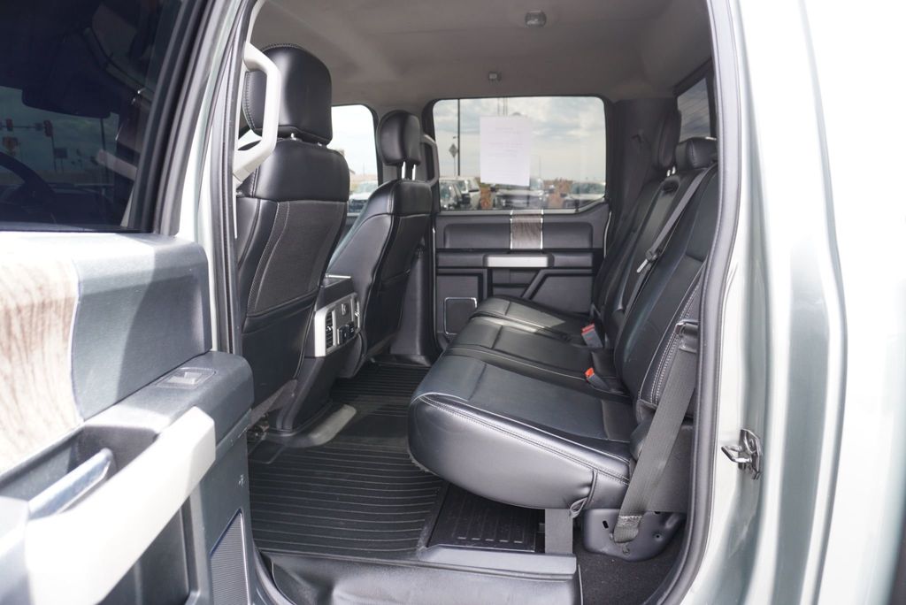 2019 Ford SUPER DUTY F-250 LARIAT - 23005836 - 19