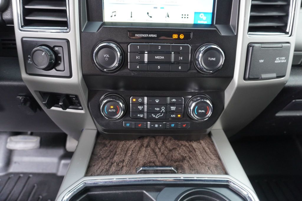 2019 Ford SUPER DUTY F-250 LARIAT - 23005836 - 40