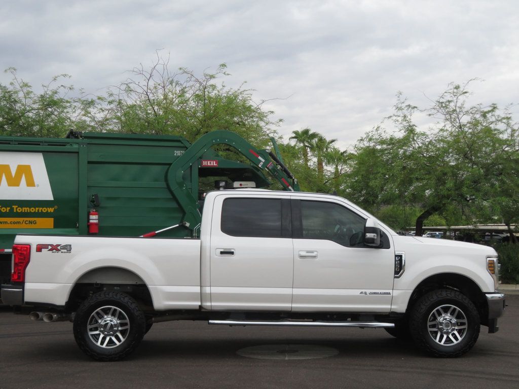 2019 Ford F-250 Lariat FX4 photo 3