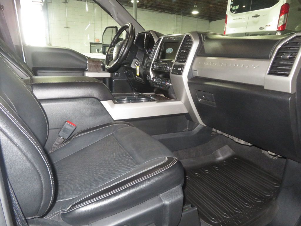2019 Ford F-250 Lariat FX4 photo 29