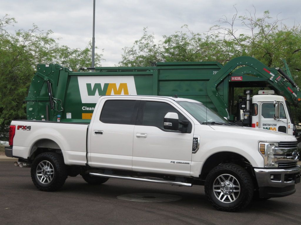 2019 Ford F-250 Lariat FX4 photo 4