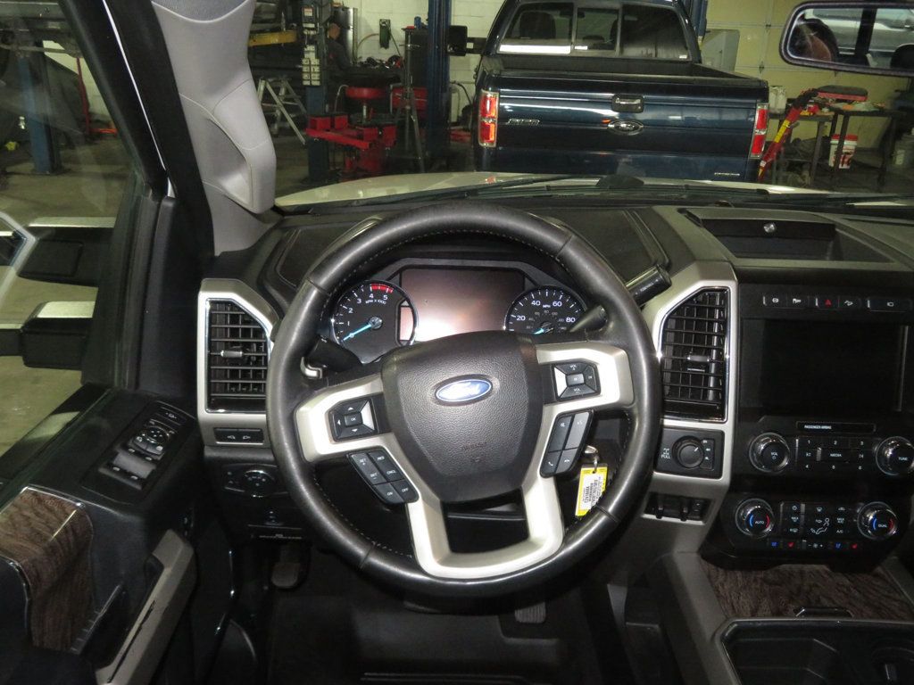 2019 Ford F-250 Lariat FX4 photo 33
