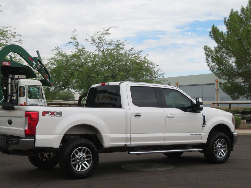 2019 Ford F-250 Lariat FX4 photo 6