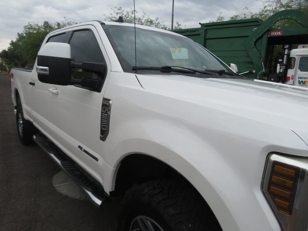 2019 Ford F-250 Lariat FX4 photo 9