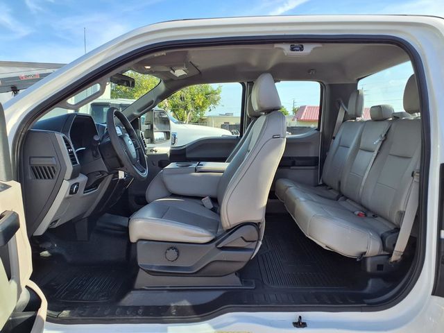 2019 Ford Super Duty F-250 SRW 8' Utility Truck - 23011566 - 17