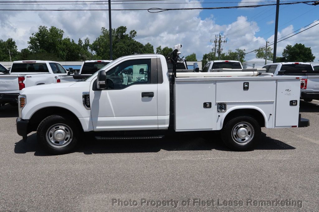2019 Ford Super Duty F-250 SRW F250SD 2WD Reg Cab Utility  - 23032627 - 1