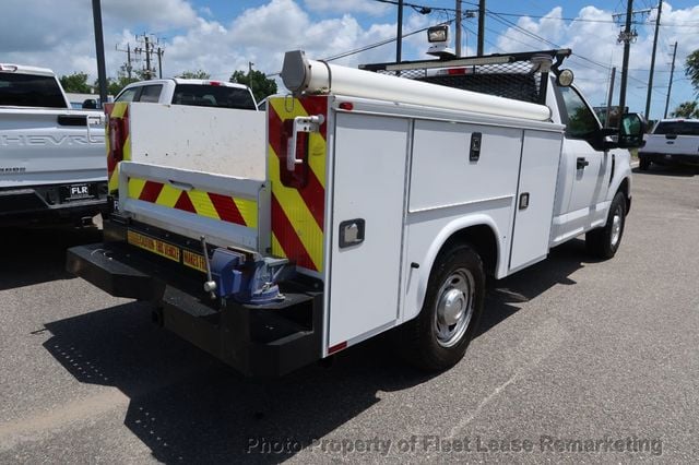 2019 Ford Super Duty F-250 SRW F250SD 2WD Reg Cab Utility  - 23032627 - 4