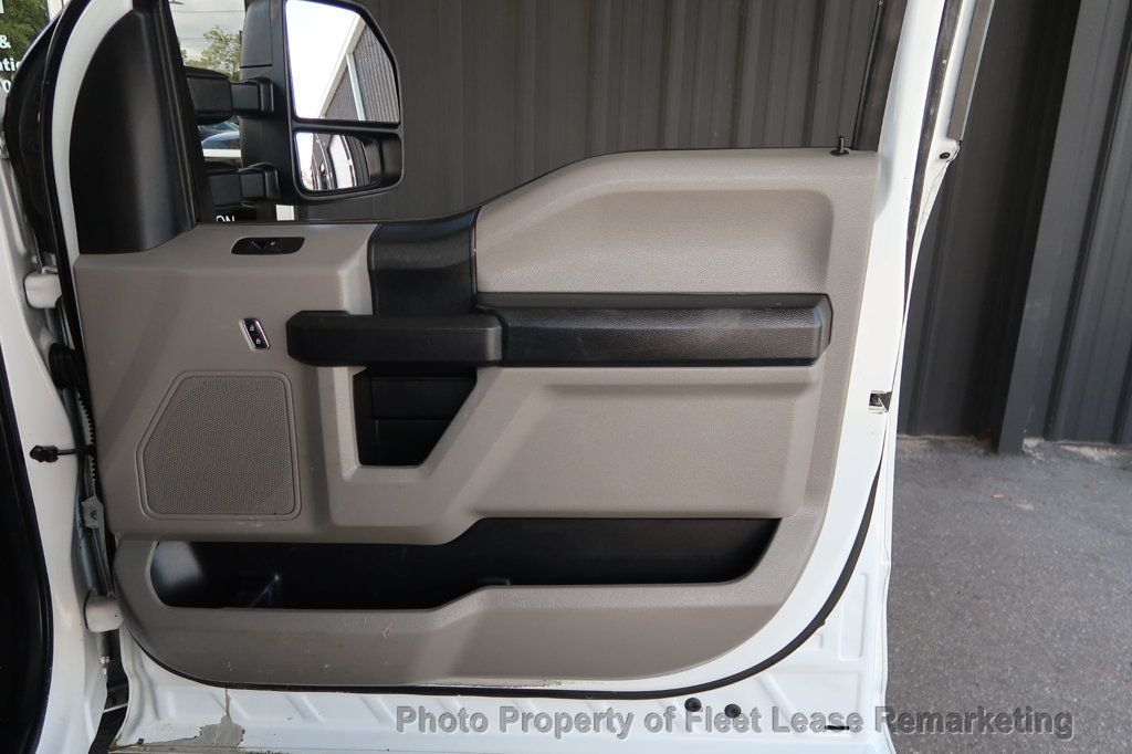 2019 Ford Super Duty F-250 SRW F250SD 2WD Reg Cab Utility  - 23032656 - 19