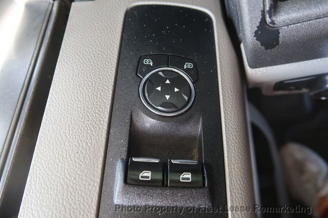 2019 Ford Super Duty F-250 SRW F250SD 2WD Reg Cab Utility  - 23032656 - 25