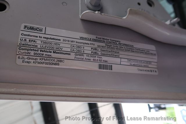 2019 Ford Super Duty F-250 SRW F250SD 2WD Reg Cab Utility  - 23032656 - 34