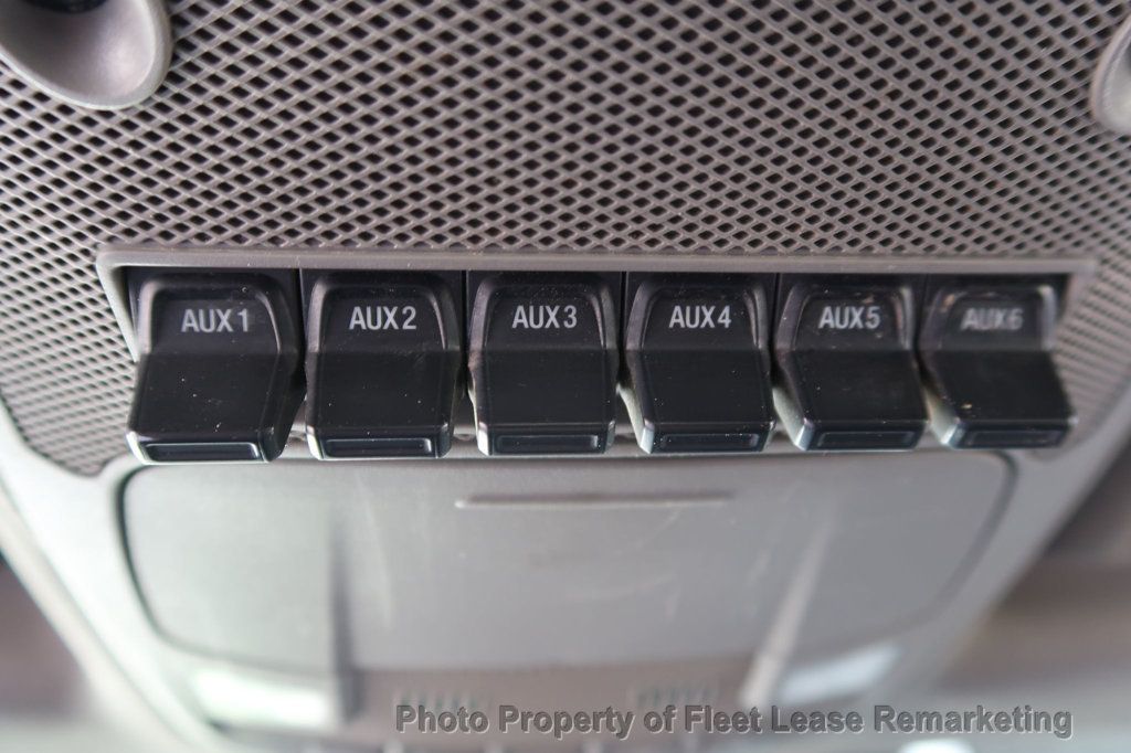 2019 Ford Super Duty F-250 SRW F250SD 4WD Crew Cab 9' Steel Flatbed - 22906567 - 36